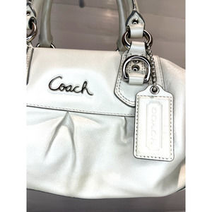 Coach Handbag c1249-f15445 Pearl White with Hang Tag, No Shoulder Strap
